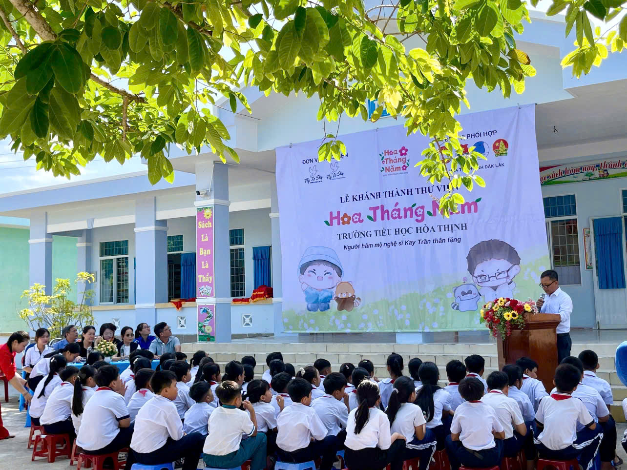 Lễ Khánh thành “Thư viện Hoa Tháng Năm” tại Đắk  Lắk